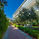 Numa Konaktepe 4*