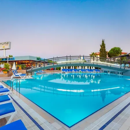 Numa Konaktepe 4*