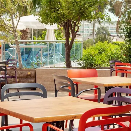 Numa Konaktepe Hotel 4*